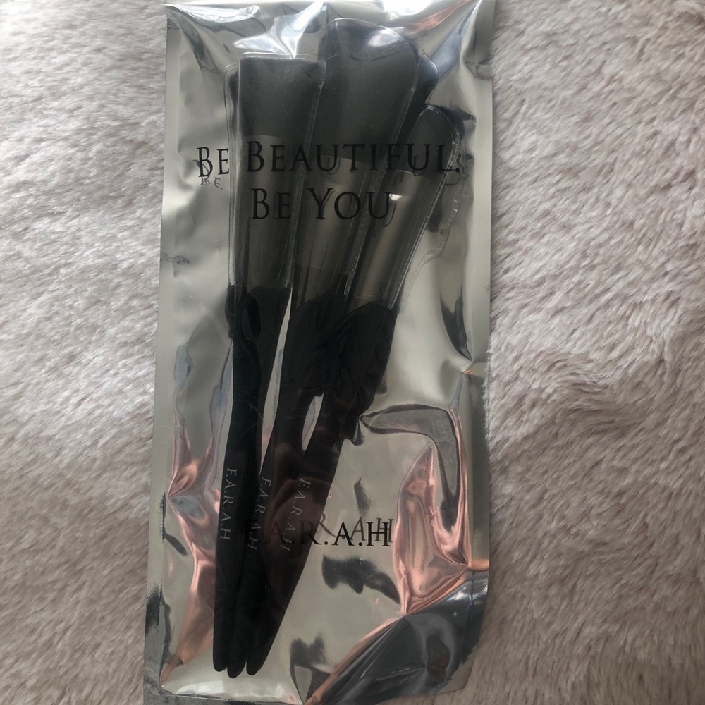 F.a.r.a.h Midnight 3 Piece Brush Collection